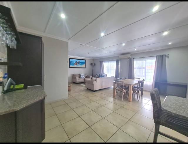 3 BEDROOM DUET FOR SALE IN BIRDSWOOD